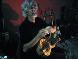 08 0715 zio Claudio al lavoro